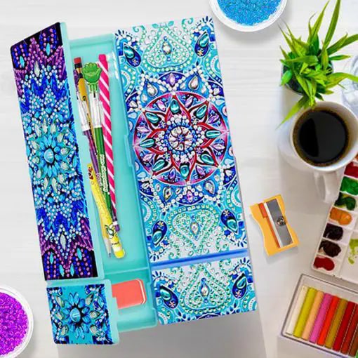 Federmäppchen mit Diamant-Stickerei zum Selbermachen